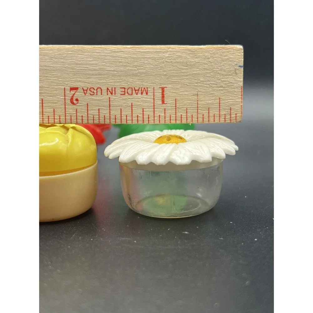 VTG Floral Daisy & Roses Salt‎ and Pepper Shakers Plastic ~ Set Of 15 ~ Colorful